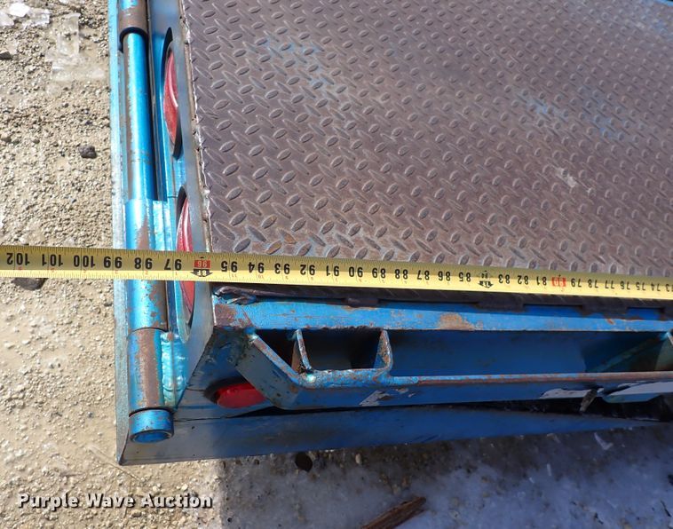 image for item DS7029 2004 Ledwell  drop deck trailer