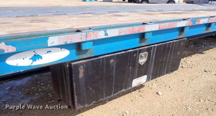image for item DS7029 2004 Ledwell  drop deck trailer