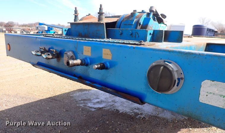 image for item DS7029 2004 Ledwell  drop deck trailer