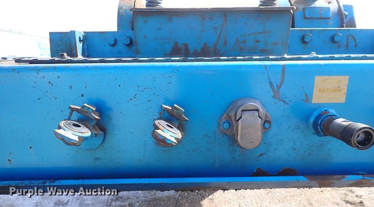 image for item DS7029 2004 Ledwell  drop deck trailer