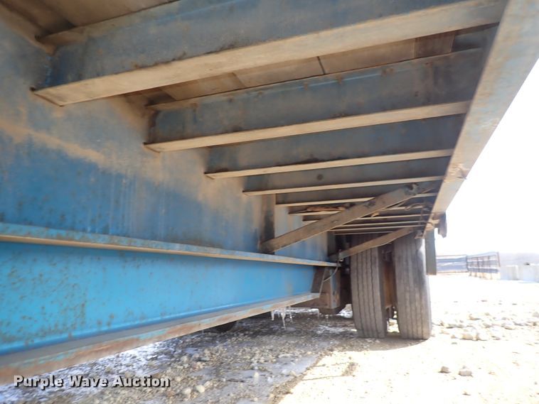 image for item DS7029 2004 Ledwell  drop deck trailer