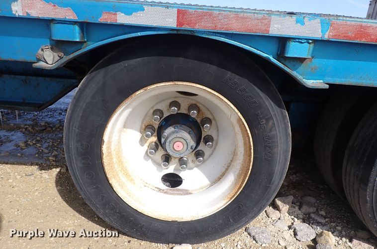 image for item DS7029 2004 Ledwell  drop deck trailer