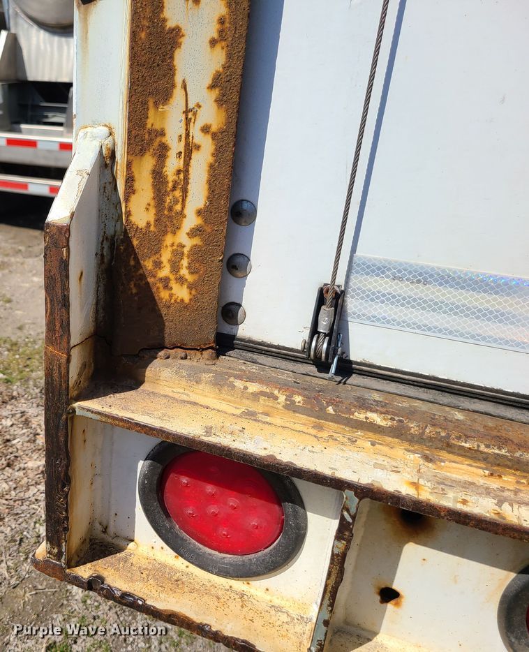 image for item IF9350 2007 Strick  dry van trailer