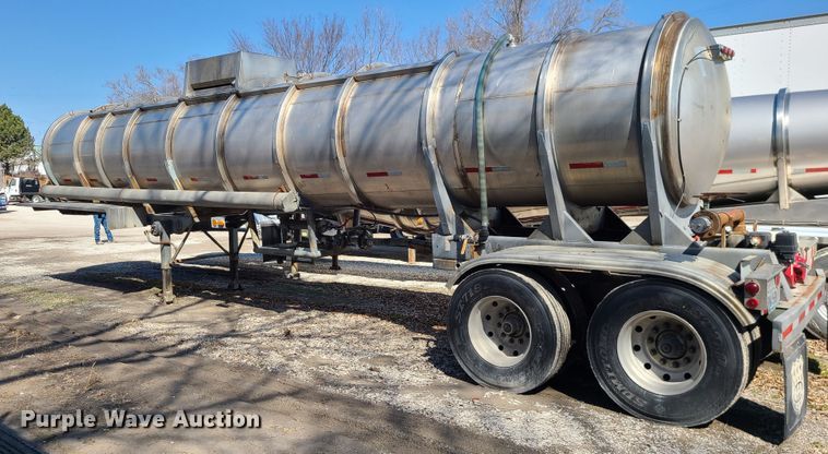 image for item IF9351 1969  Tank trailer