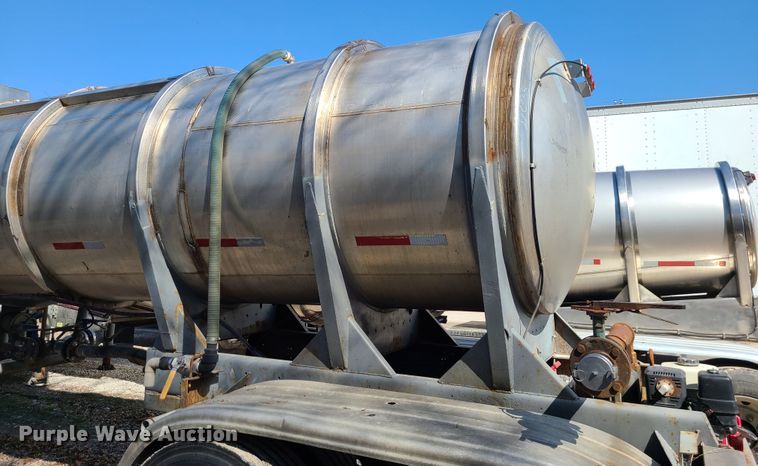 image for item IF9351 1969  Tank trailer
