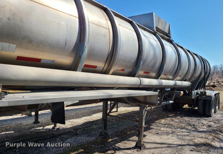 image for item IF9351 1969  Tank trailer