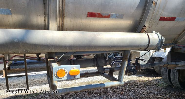 image for item IF9351 1969  Tank trailer