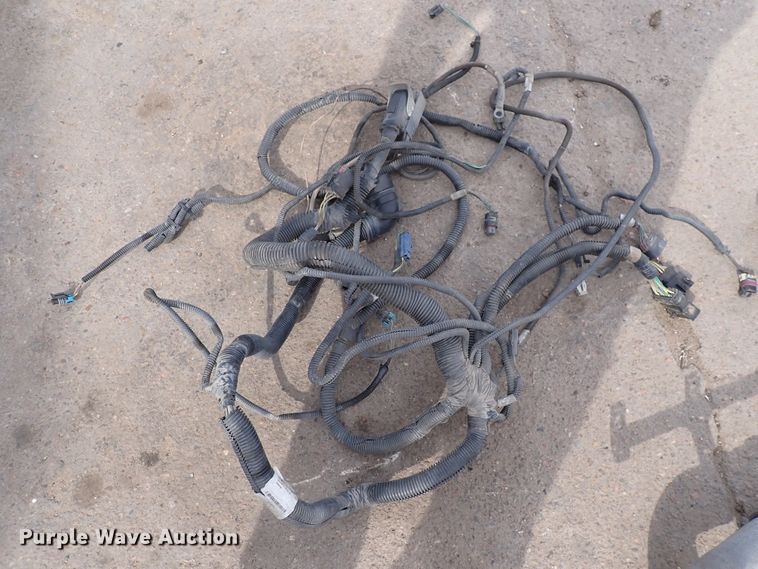 image for item IH9666 Cummins CM2350  engine