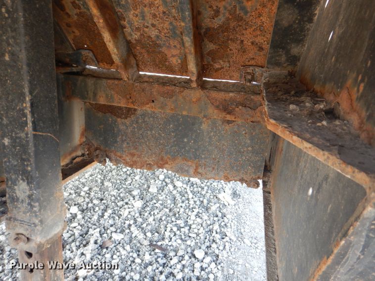 image for item IM9641 1997 Landoll  drop deck equipment trailer