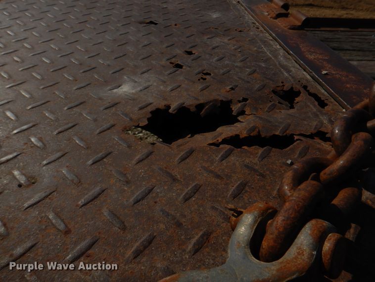 image for item IM9641 1997 Landoll  drop deck equipment trailer