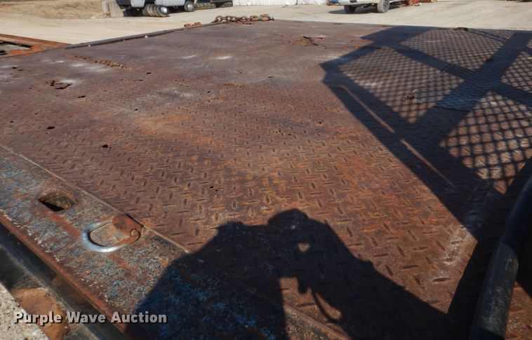 image for item IM9641 1997 Landoll  drop deck equipment trailer