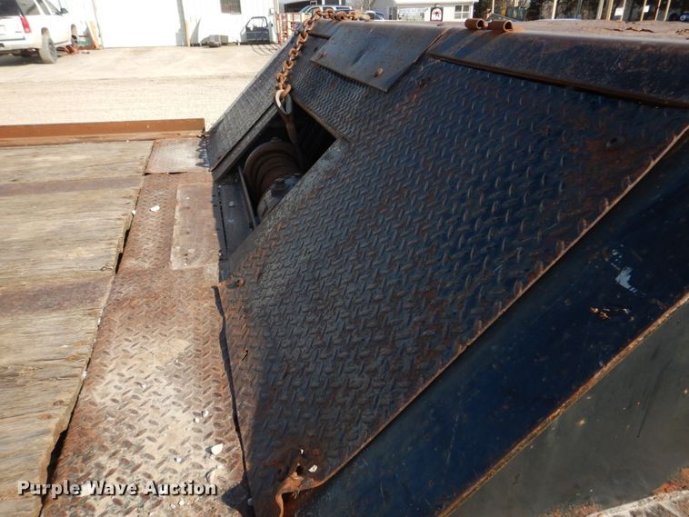 image for item IM9641 1997 Landoll  drop deck equipment trailer