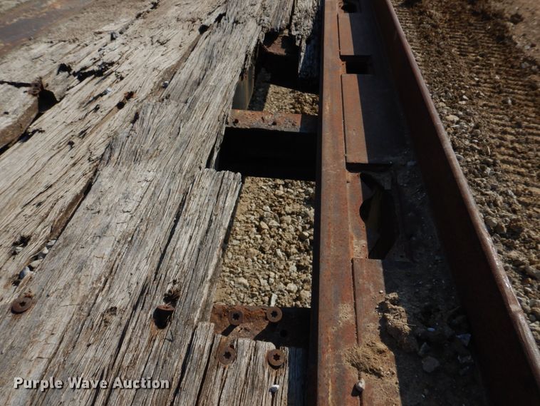 image for item IM9641 1997 Landoll  drop deck equipment trailer