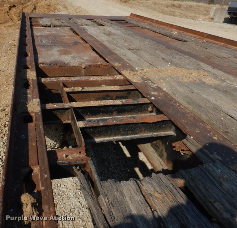 image for item IM9641 1997 Landoll  drop deck equipment trailer