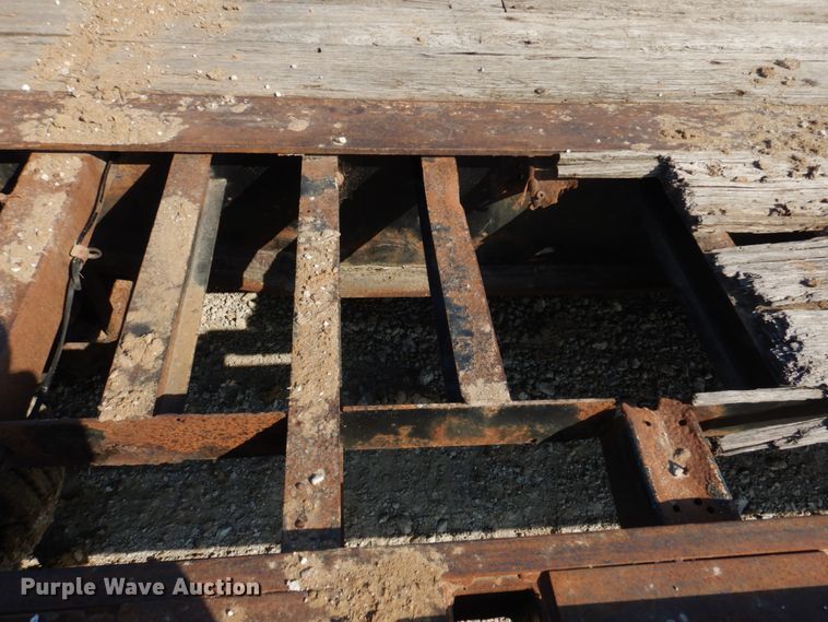 image for item IM9641 1997 Landoll  drop deck equipment trailer