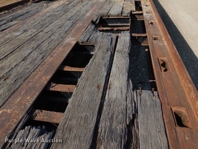 image for item IM9641 1997 Landoll  drop deck equipment trailer