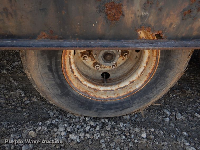 image for item IM9641 1997 Landoll  drop deck equipment trailer