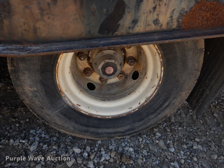 image for item IM9641 1997 Landoll  drop deck equipment trailer