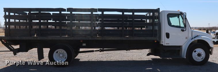 image for item IY9149 2007 Freightliner M2  flatbed truck