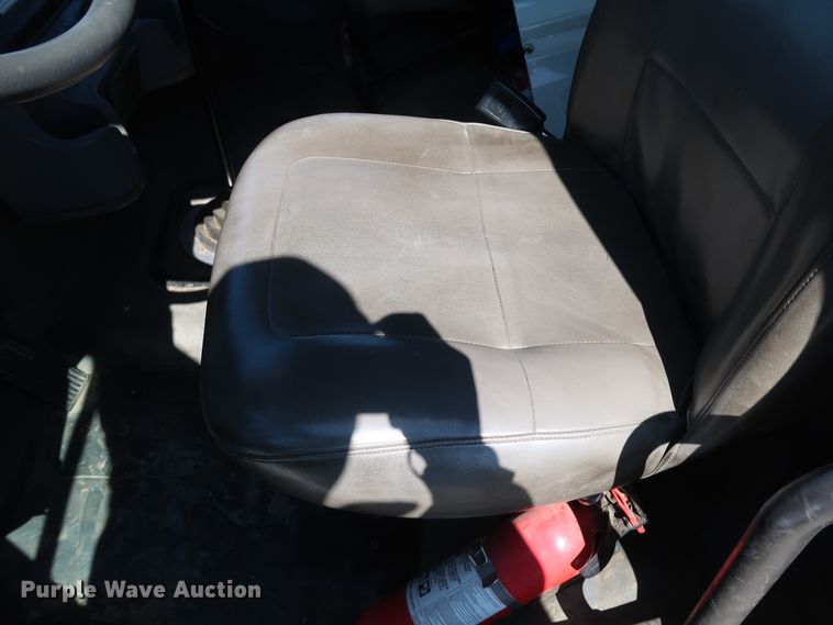 image for item IY9149 2007 Freightliner M2  flatbed truck