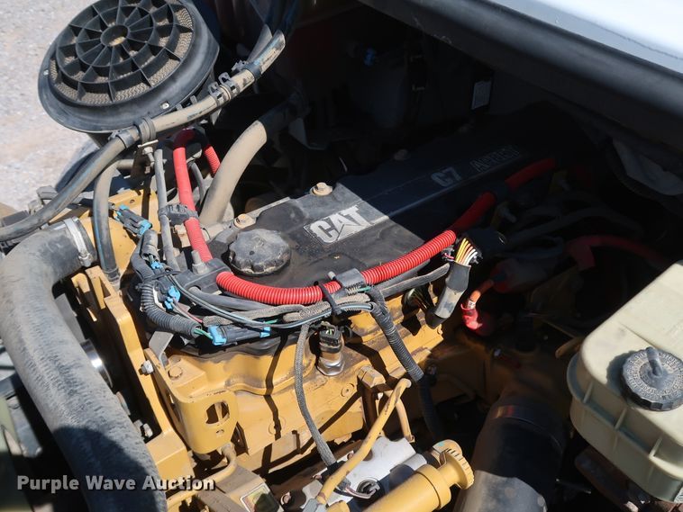 image for item IY9149 2007 Freightliner M2  flatbed truck