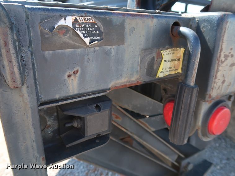 image for item IY9149 2007 Freightliner M2  flatbed truck