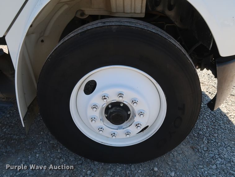 image for item IY9149 2007 Freightliner M2  flatbed truck