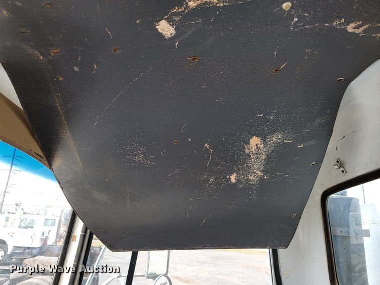 image for item JE9929 1992 Ford Aero Max L9000  water truck