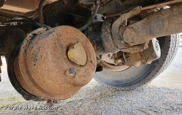 image for item JE9929 1992 Ford Aero Max L9000  water truck