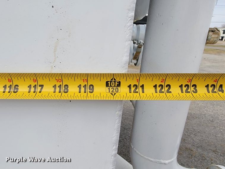 image for item JE9929 1992 Ford Aero Max L9000  water truck