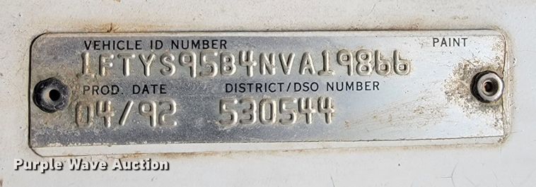 image for item JE9929 1992 Ford Aero Max L9000  water truck