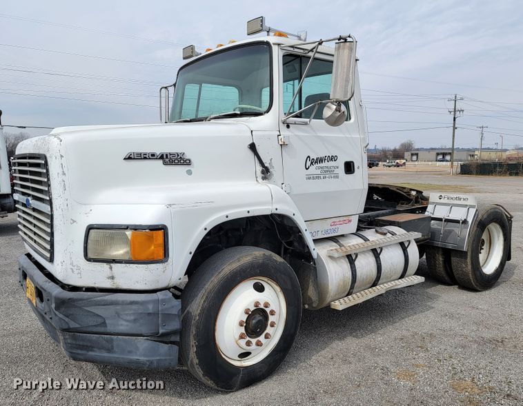 image for item JE9933 1992 Ford Aeromax I9000  semi truck