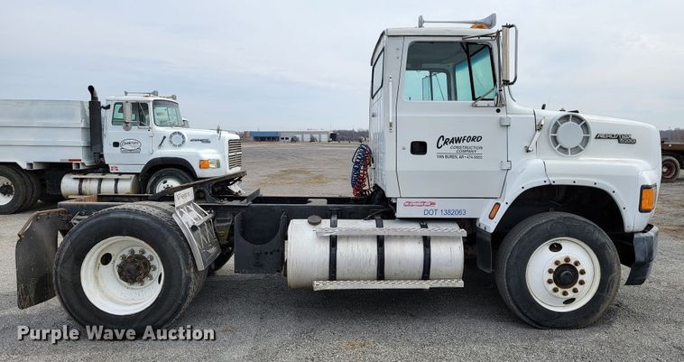 image for item JE9933 1992 Ford Aeromax I9000  semi truck