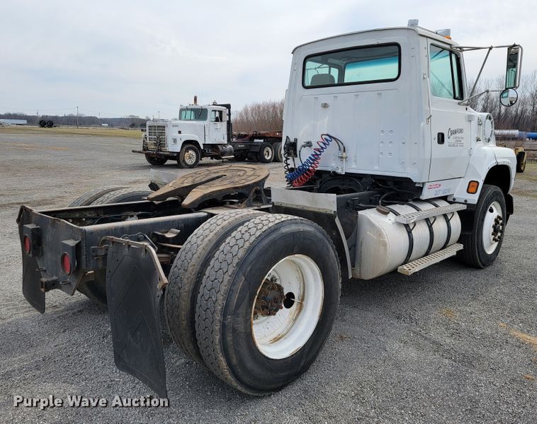image for item JE9933 1992 Ford Aeromax I9000  semi truck