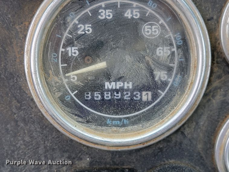 image for item JE9933 1992 Ford Aeromax I9000  semi truck