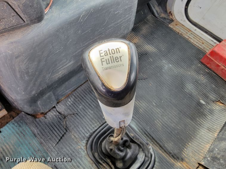 image for item JE9933 1992 Ford Aeromax I9000  semi truck