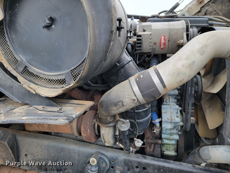 image for item JE9933 1992 Ford Aeromax I9000  semi truck