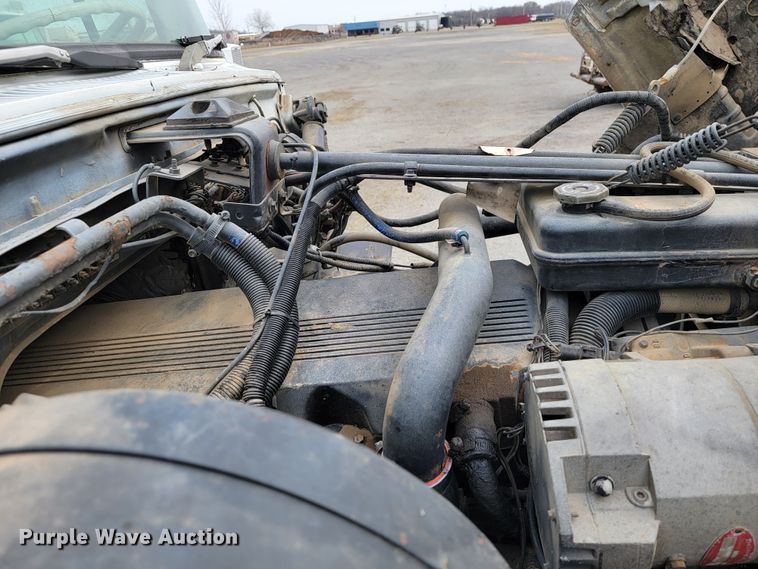 image for item JE9933 1992 Ford Aeromax I9000  semi truck