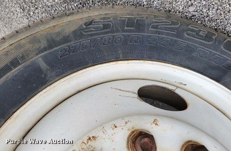 image for item JE9933 1992 Ford Aeromax I9000  semi truck