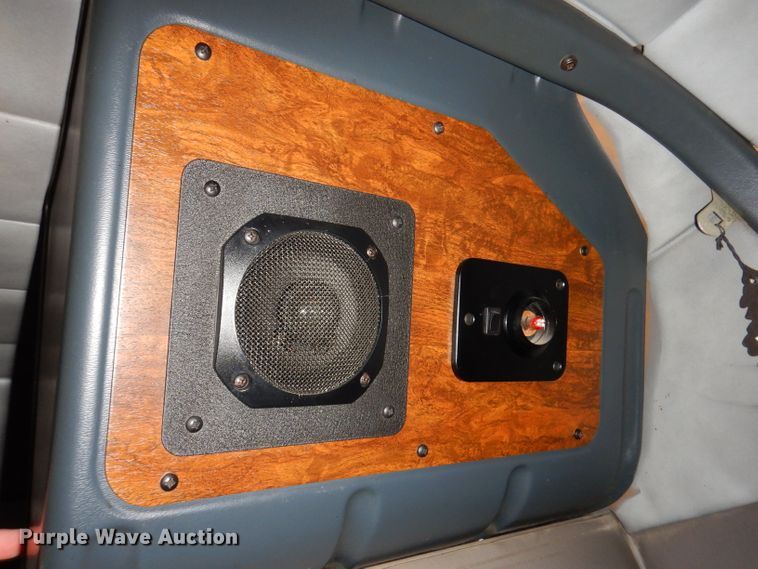 image for item JK9525 2001 Peterbilt 379  semi truck