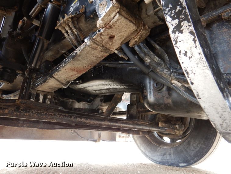 image for item JK9525 2001 Peterbilt 379  semi truck