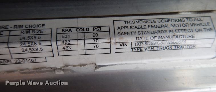 image for item JK9525 2001 Peterbilt 379  semi truck