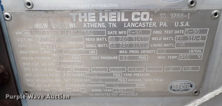 image for item JN9241 1990 Heil  tank trailer