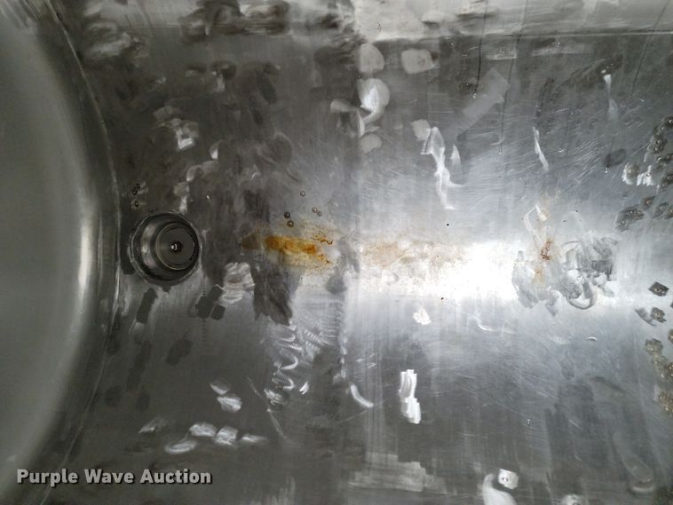 image for item JN9241 1990 Heil  tank trailer