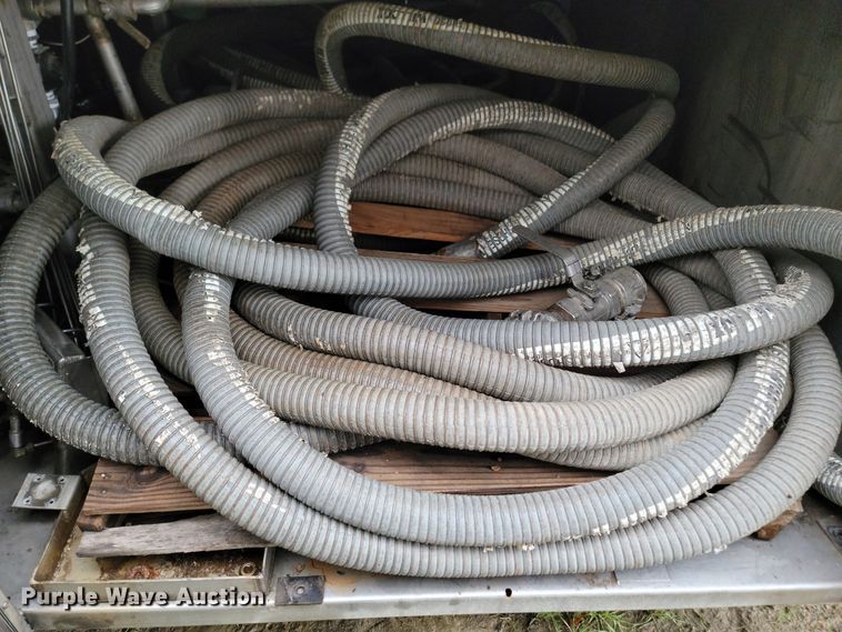 image for item JN9241 1990 Heil  tank trailer