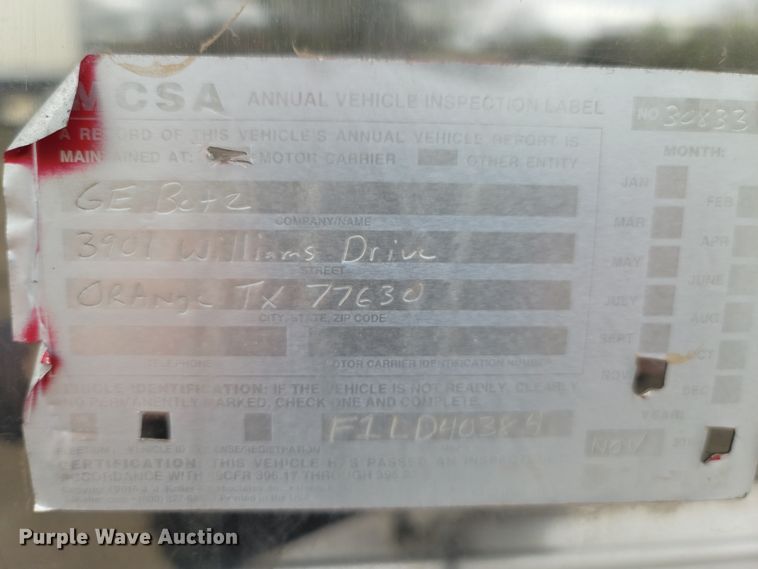 image for item JN9241 1990 Heil  tank trailer