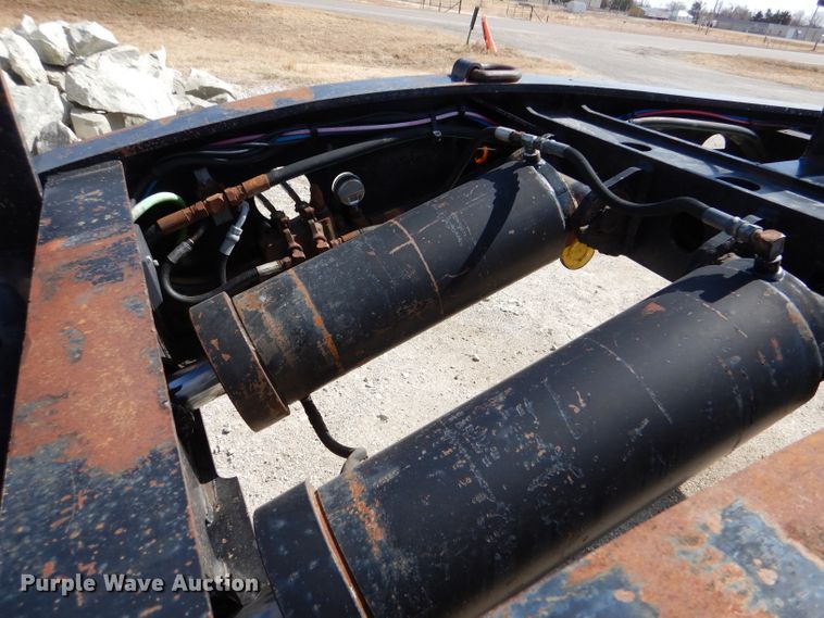 image for item LJ9817 1999 Liddell L50B  lowboy equipment trailer