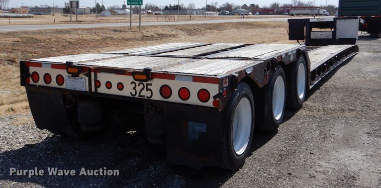 image for item LJ9821 2014 Fontaine Renegade LX40  lowboy equipment trailer