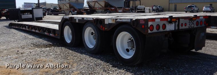 image for item LJ9821 2014 Fontaine Renegade LX40  lowboy equipment trailer