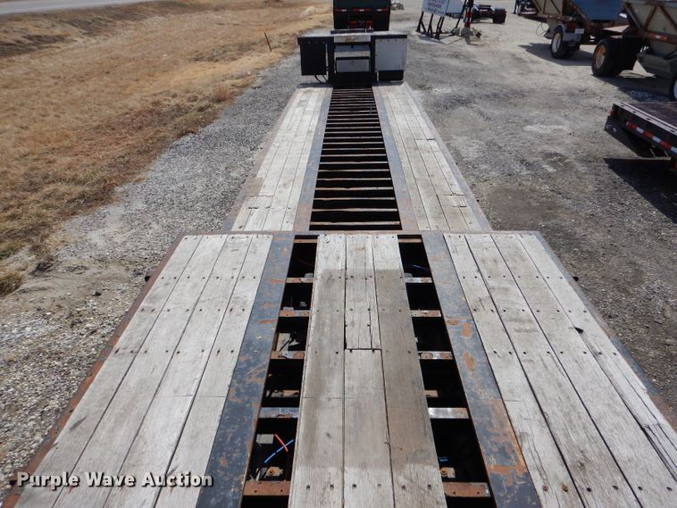 image for item LJ9821 2014 Fontaine Renegade LX40  lowboy equipment trailer